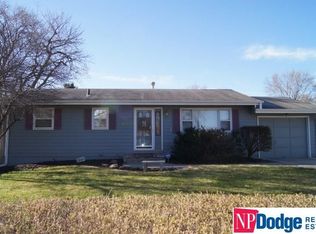 11013 Westover Rd, Omaha, NE 68154