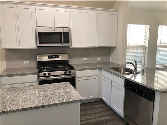 5th image of 4002 Bighorn Dr