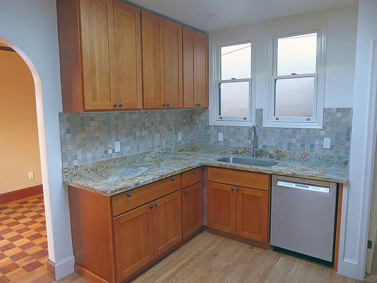 185 Beaver St — Photo 21