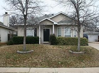 2921 Newport Ave, Denton, TX 76209
