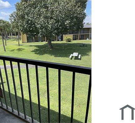 4th image of 1622 Meadows Cir W