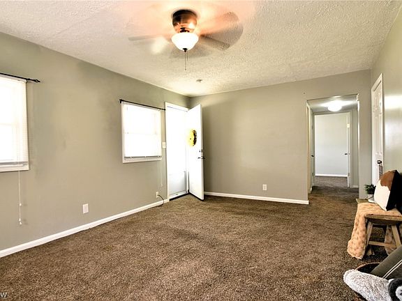 3rd image of 2543 Homewood Dr