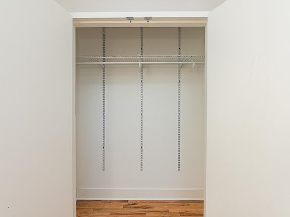 2nd image of 3122 N Broadway St #403A