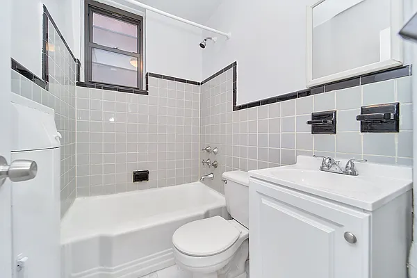 Rented by Living New York | media 18