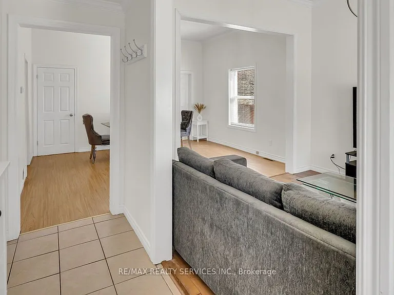 65 Moore St — Photo 11