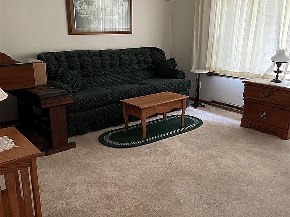 3rd image of 2122 Cedar Pointe Dr