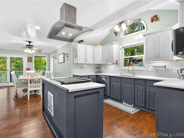 453 Graham Point, Camdenton, MO 65020