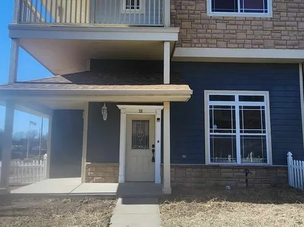 26 Fuller Cir, Junction City, KS 66441