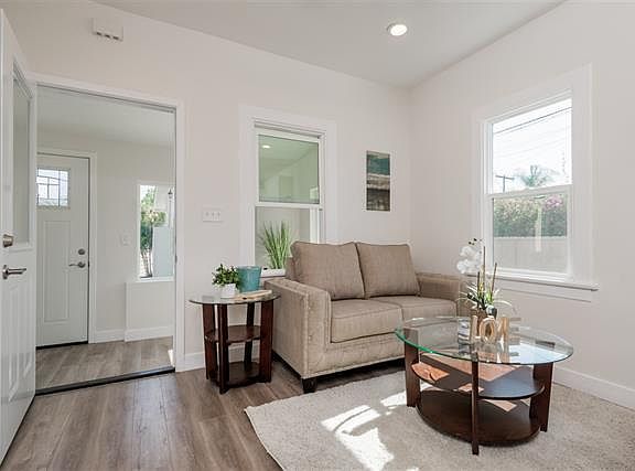 5th image of 2030 Mission Ave