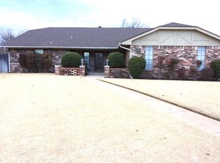 9907 Pheasant Ln, Oklahoma City, OK 73162