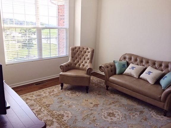 4th image of 6514 Lilac Blvd