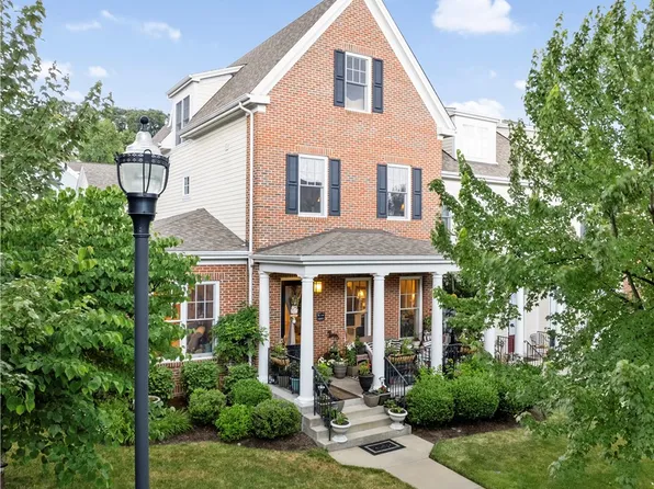 1641 Overton Ln, Pittsburgh, PA 15217