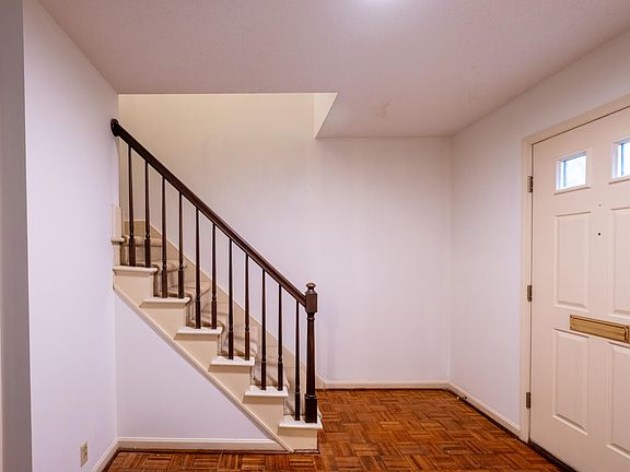 5th image of 3055 Wycliff Rd