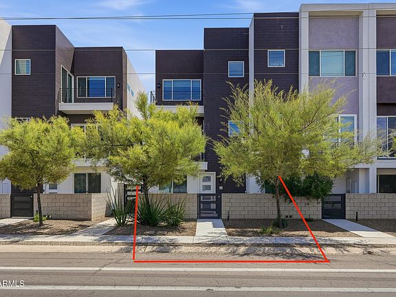 2nd image of 4444 N 25TH Street #12