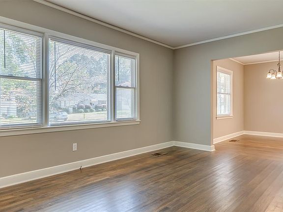 3rd image of 345 Grove Park Dr