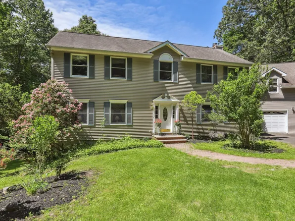 62 Judith Drive, Danbury, CT 06811