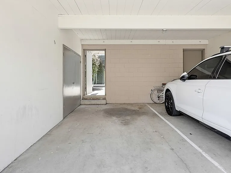 411 C Ave — Photo 12
