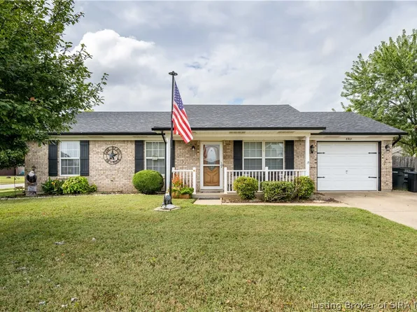 3901 Cobblestone Drive, Jeffersonville, IN 47130