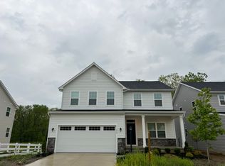 272 Alicia Kelton Dr, Delaware, OH 43015