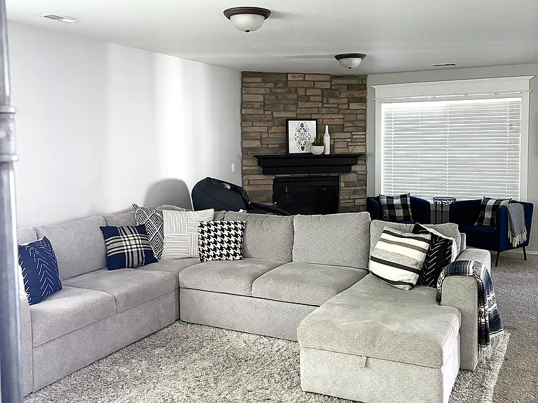 426 S 1170 W — Photo 2