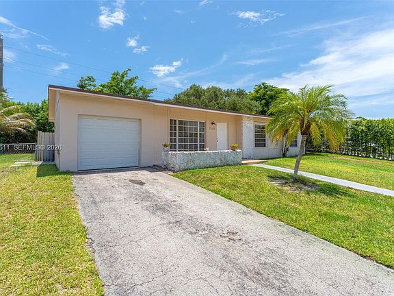 5th image of 15543 SW 107th Ct