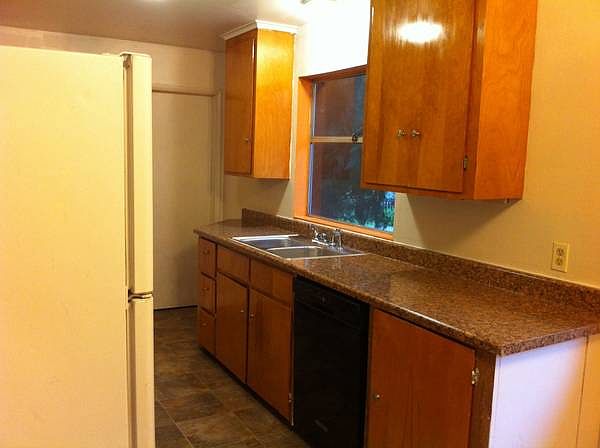 2nd image of 2409 194th Pl SW