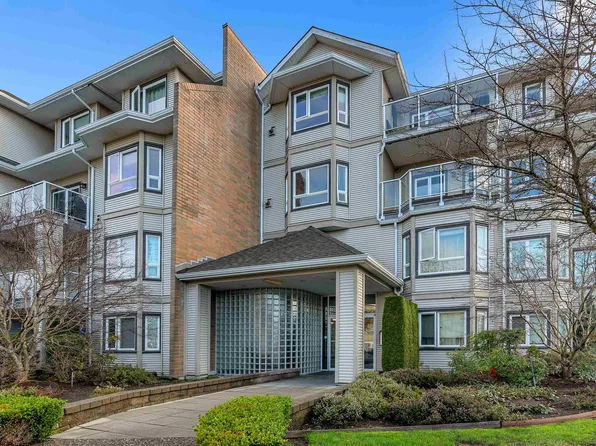 8142 120a St #203, Surrey, BC V3W 0N1