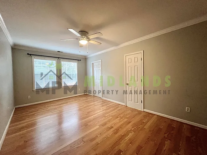 3425 Manor Ave — Photo 32