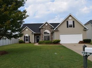 186 Slate Dr, Boiling Springs, SC 29316
