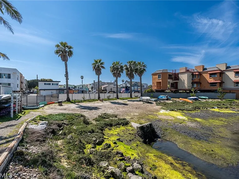 17082 Pacific Coast Hwy #205 — Photo 31