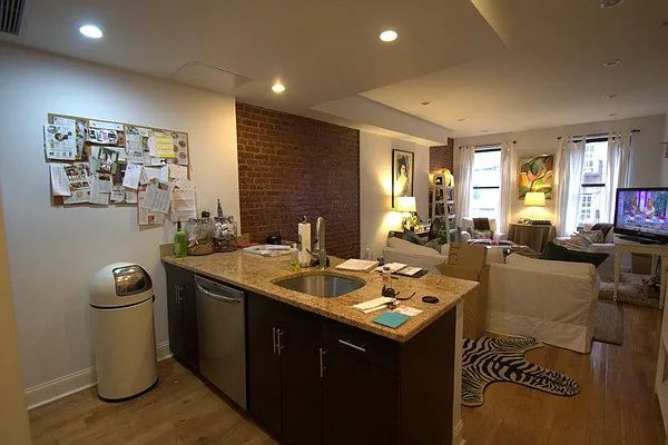 Rented by Town Residential | media 28