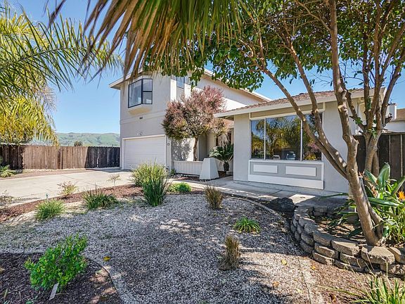 4th image of 1640 Staghorn Ct