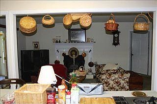 5th image of 102 Armitage Dr