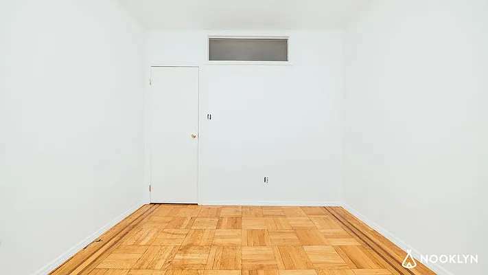 Rented by Nooklyn NYC LLC | media 7