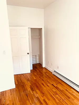 Rented by HOTPROPERTY NYC LLC | media 9