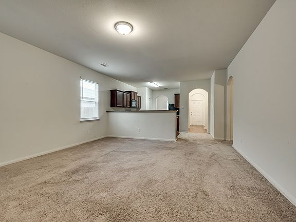 5th image of 1309 James St