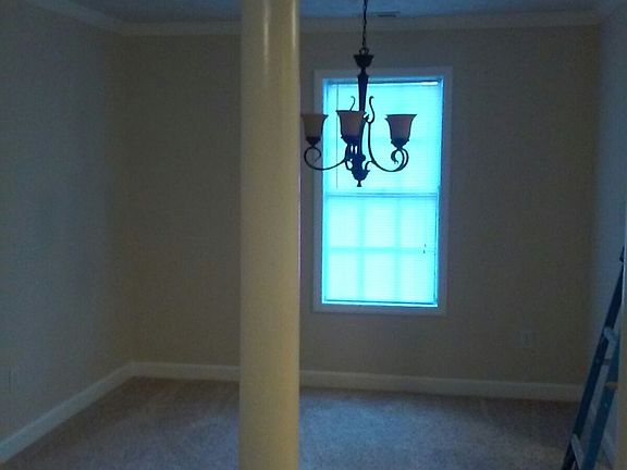 5th image of 332 Bubble Creek Ct Unit 6