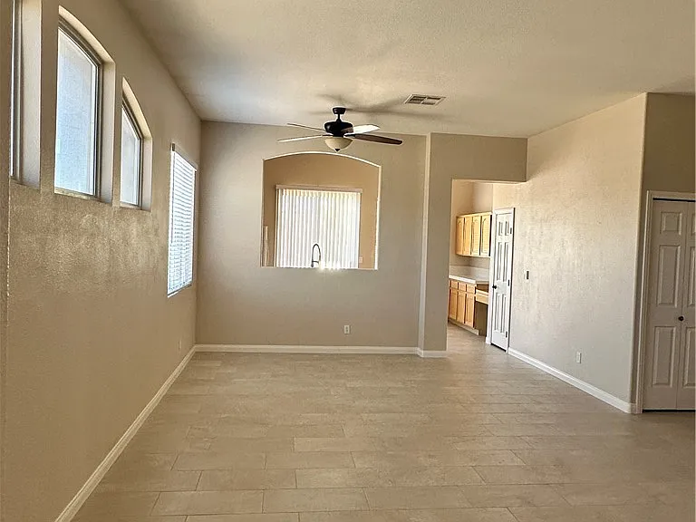 1922 Thunder Ridge Cir — Photo 5