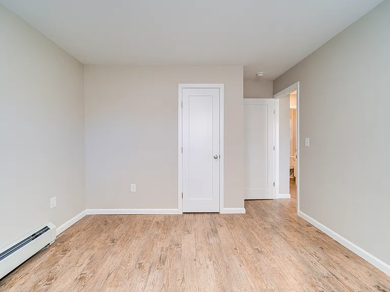 4 Springwood Cir #4C — Photo 21