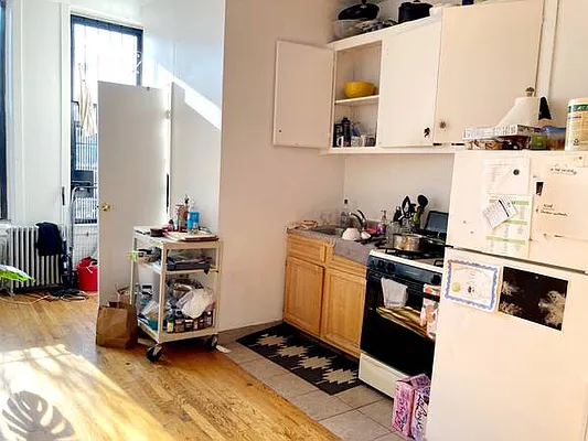 Rented by Brooklyn Property Group LLC | media 7