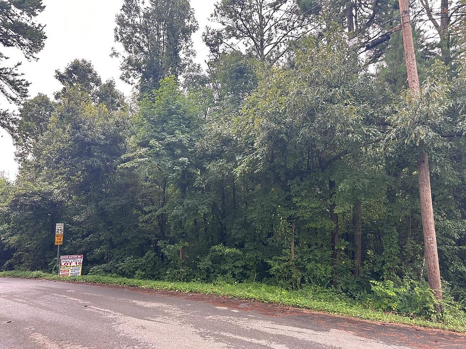 2nd image of 16 Hawk St SE Lot 16