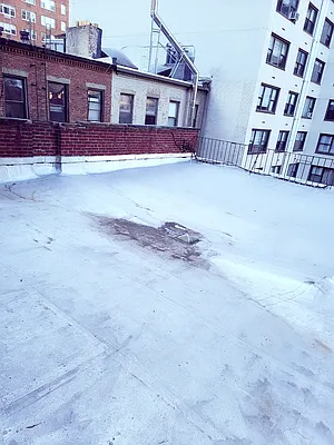 Rented by United Realty Equities | media 39