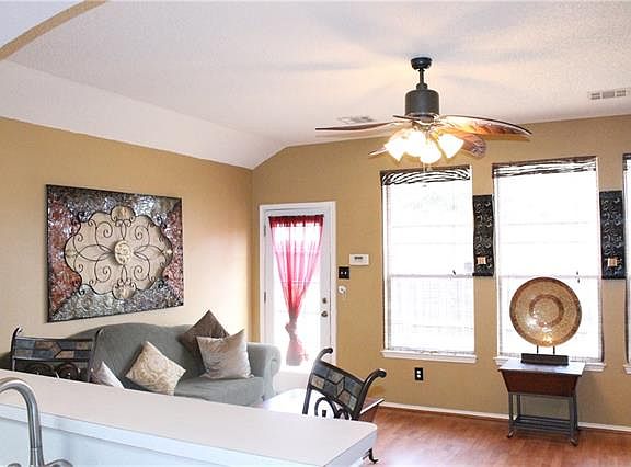 5th image of 7802 Tidewater Dr