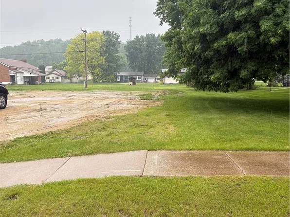 154 E Main Street, Hixton, WI 54635