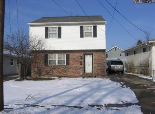 1717 E 296th St, Wickliffe, OH 44092