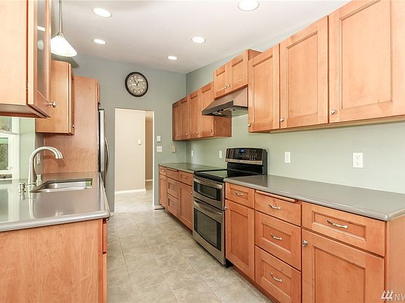 5th image of 119 126th St E