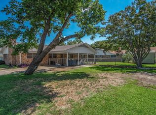 447 W Goshen St, Canton, TX 75103