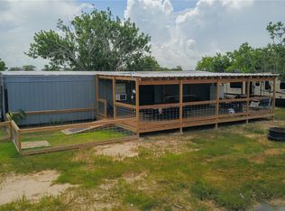 161 Morales Rd, Seadrift, TX 77983