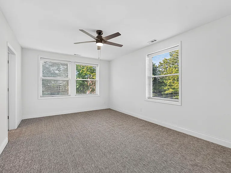 7517 Oxford Dr #12C — Photo 16