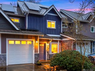 1826 Sakai Village Loop #12, Bainbridge Island, WA 98110